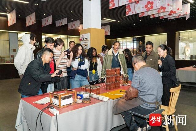 全球“Z世代”青年代表齐聚无锡   感受“了不起的新吴”