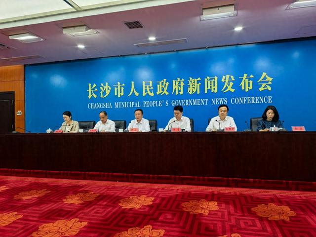 88项精彩活动承包你的“超长黄金周”！长沙文旅大餐已备好，官方推荐4条精品路线