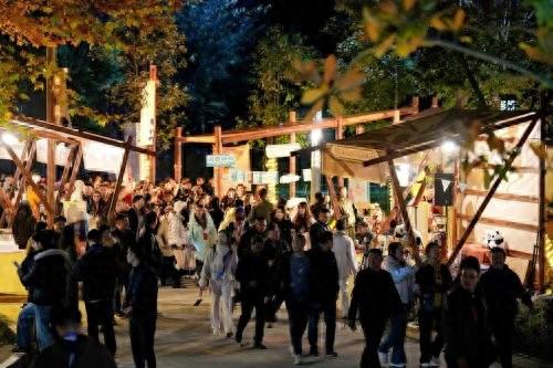 阿坝州“非遗火塘” IP交出文化商业双优答卷