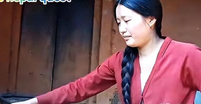 尼泊尔山区最漂亮的村花，要做上门女婿才肯嫁，让很多人望而却步