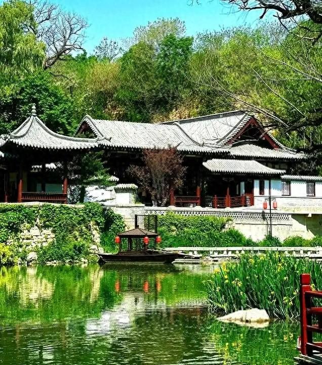 隐藏在山东的“小江南”！泉水穿城过，古桥比周庄还多