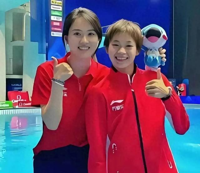 陈若琳已随队到达新加坡，14岁小将赵仁杰首次亮相，是陈练新弟子
