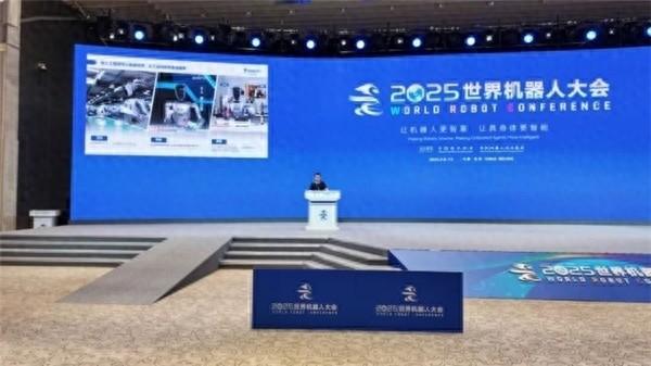 越疆第二代人形机器引燃WRC并量产交付，已赢得全球数十家头部客户订单