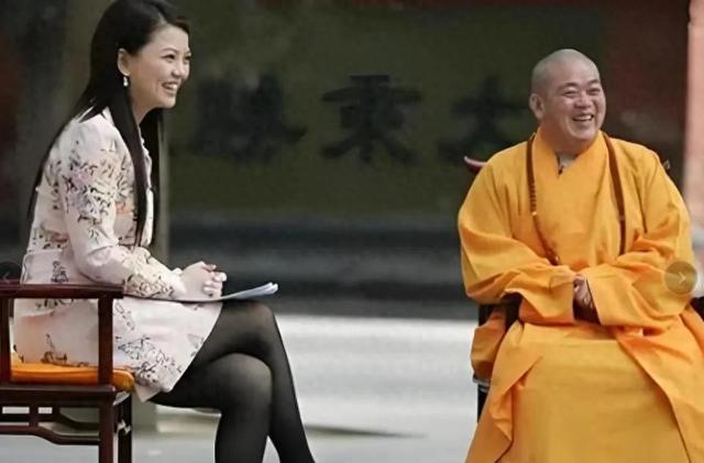 李湘不忍了！坦白与释永信的真实关系，“亲吻”照的真相终于大白