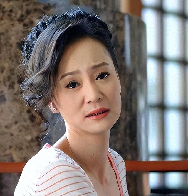 65岁刘雪华近照曝光！晚年生活无儿无女独居12年，有再多钱也没用