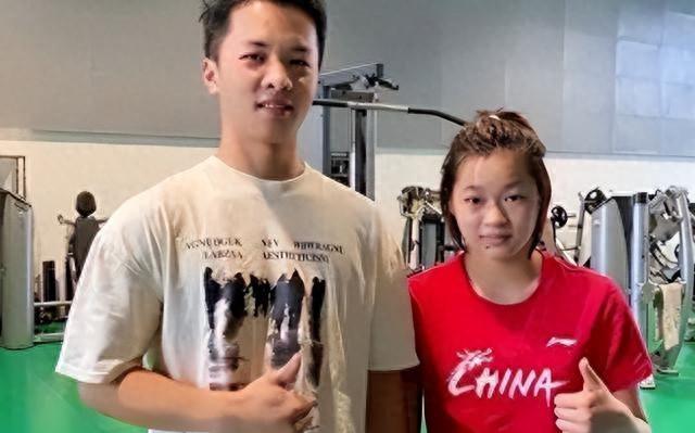 好事多磨，全红婵家别墅高度被邻居超过，入住要多等一段时间了