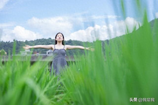 你熬的不是夜，是回不去的青春。