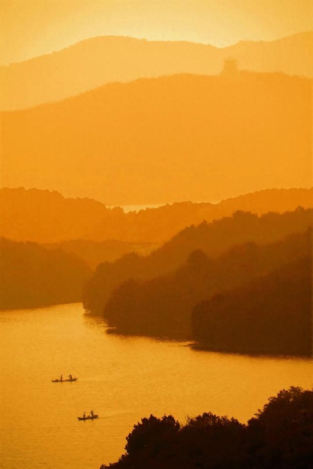 洈水的秋，慢了半拍，美了一倍