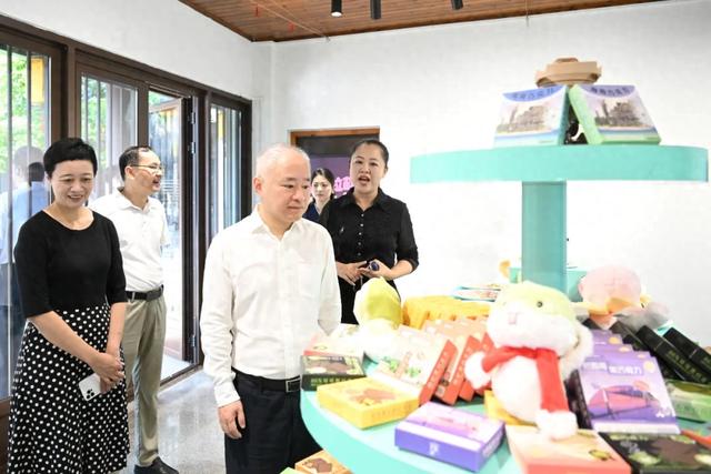 丁晖调研文旅产业发展工作