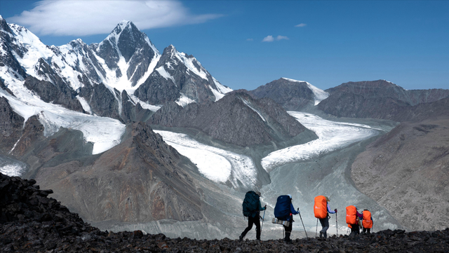 经验丰富的环球骑行者，徒步博格达大环线，却在出山时意外遇难