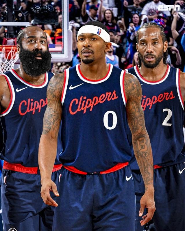 2年1100万去快船🚢NBA官网显示太阳已裁掉比尔 9700万分5年支付