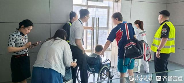 万米高空一儿童陷入昏迷，航班紧急备降青岛，空地接力成功救治