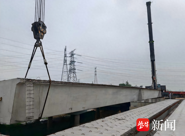 159.5 吨 “空中巨无霸” 精准落位！ 扬溧高速主线桥梁架设画上句号