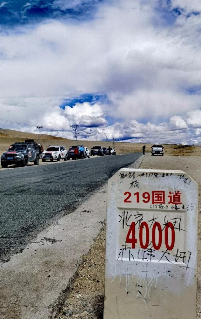 1条国道，全长10065公里，万千极致景观！50+自驾达人的终极梦想