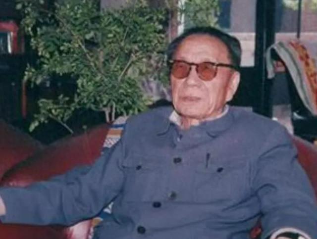 他曾主政过陕西、宁夏两地，女儿是海军少将，享年77岁