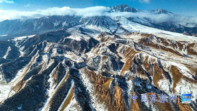 【组图】张掖：雪后祁连山银装素裹景色美
