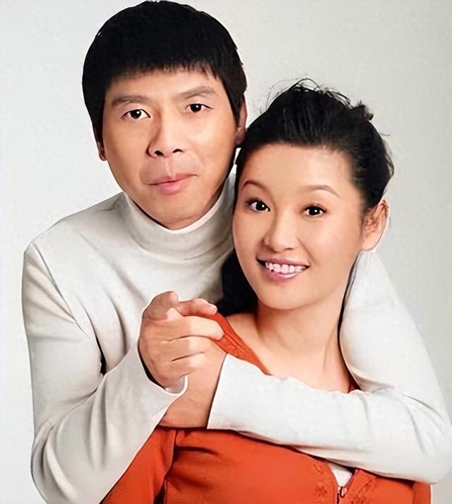 演都不演了！58岁徐帆刚回应完离婚的传闻，恶心的一幕就出现了