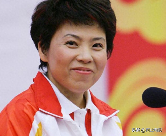 涉贪腐被带走	、败光20亿、移民改国籍，邓亚萍身上的谣言太离谱