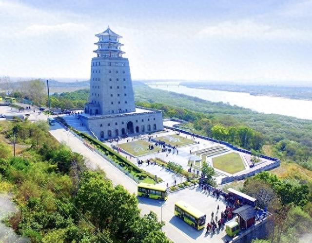 珲春市：魅力防川喜迎八方游客