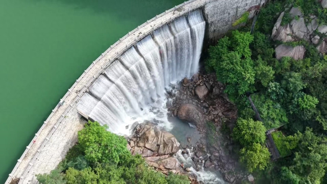 一场大雨过后，青岛人都急着往崂山赶！现场景色太壮观，视频来了→
