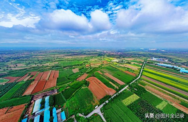 山西襄汾：山乡秋景美
