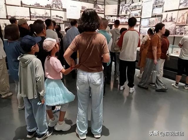 人民日报：鞍钢博物馆人气爆棚！