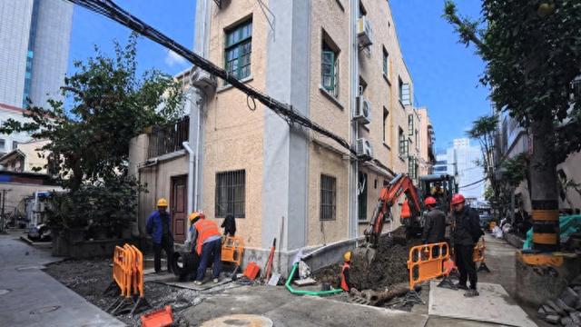 最新资讯-群众日报头版关注上海“拎马桶”革新使命：惠及大众的事，再难也要想法子处理(1)