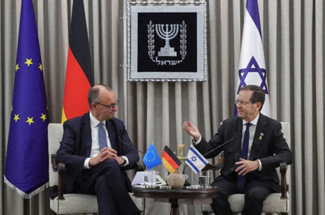 紧张关系下破冰！默茨首访以色列，一边军售45亿一边批以军暴行？