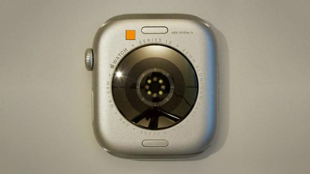 消息称 Apple Watch 明年将进行“重大重新设计”