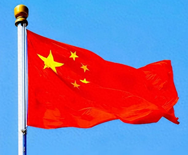 10月30日凌晨，刚刚得知一女士兵在阵亡后被掀衣解裤侮辱？