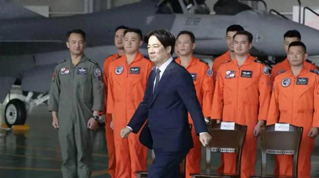 赖清德还没到纽约，大陆先发制人，解放军机舰出动，日本布局撤离