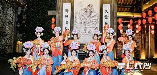 开福区八大A级景区假期营收逾3300万元，客流量突破102万人次