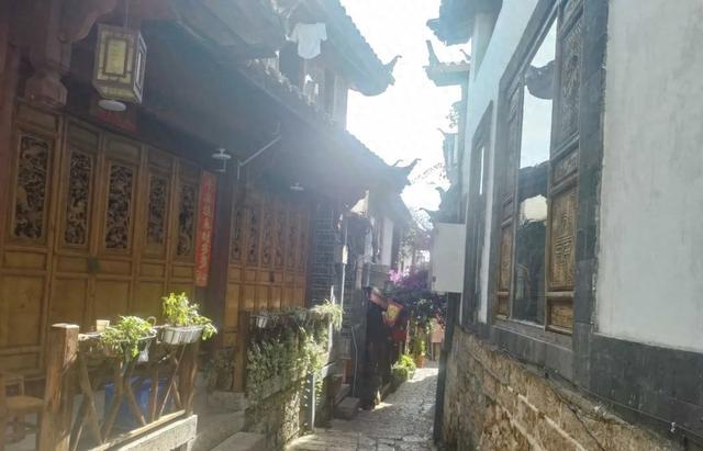 【有一种叫云南的生活·舍不得的丽江】火塘边的麦香