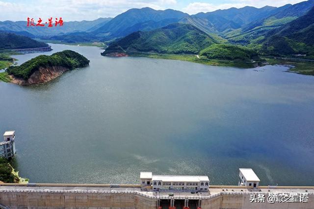 水库边有观景台指示牌，为何没有观景台？误人无数