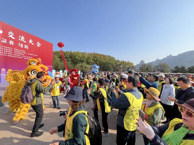 让境外游客在山东畅游