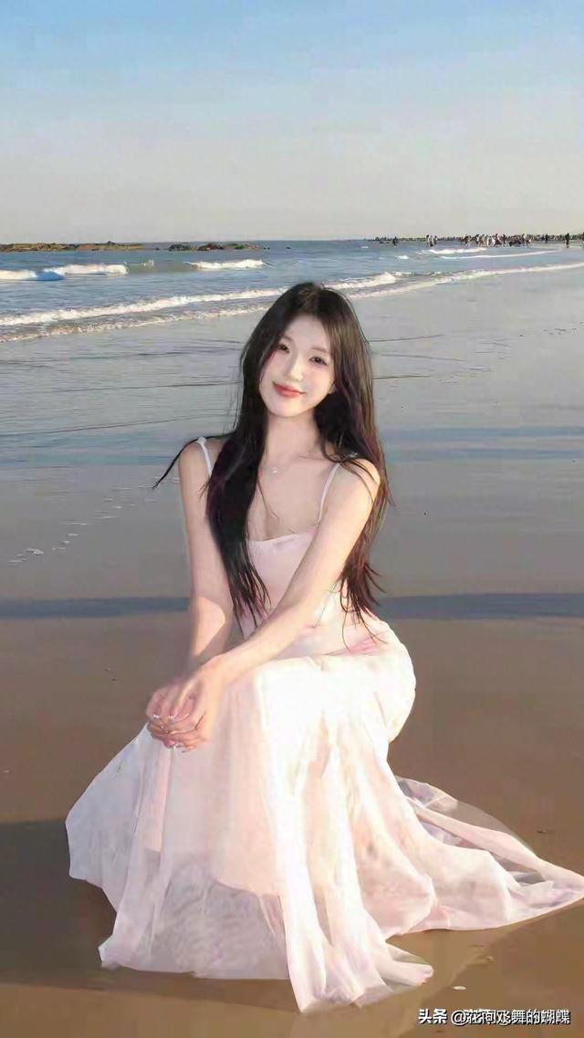 河南郑州一校花好漂亮， 身高168cm体重46kg ，美的让人移不开眼