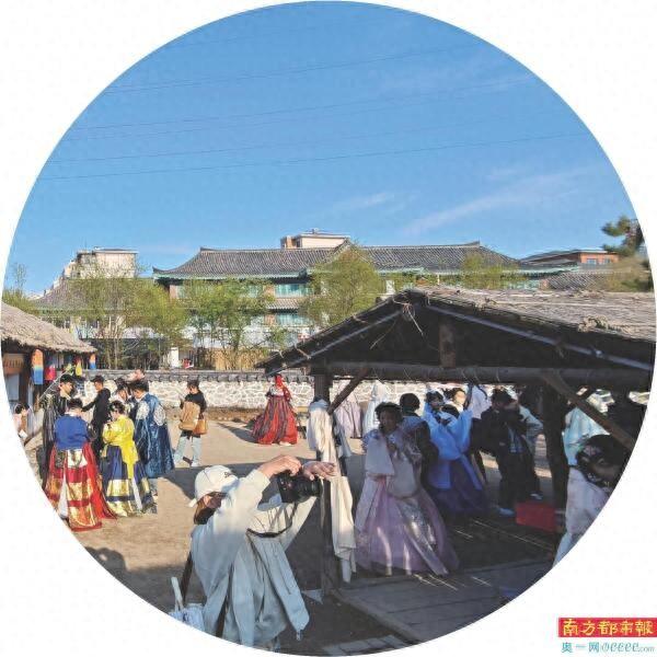 婚纱经营内购破解版（婚拍爆雷背后以前3万拍新疆现在2万元 市场越来越卷多地关店转让）