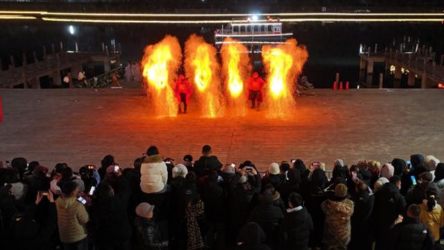 涿州多景区焕新迎客，灯火古韵共庆2026年元旦