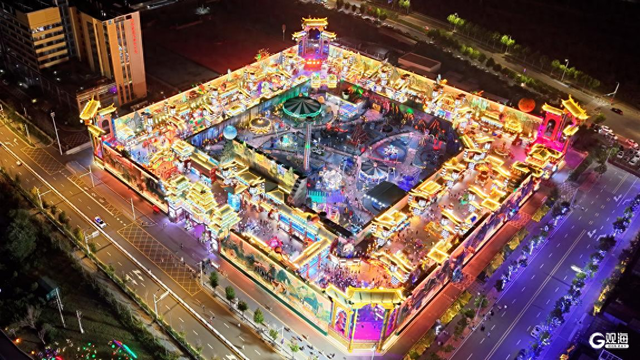 全龄畅玩、光影沉浸！青岛山海间不夜城主题街区焕新升级