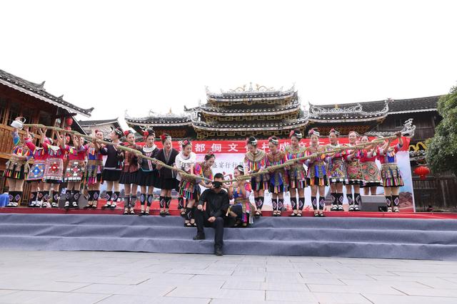 歌舞皇都迎盛典——通道皇都侗文化村景区举办三十周年庆典侧记