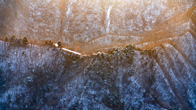36岁资深户外爱好者速穿鳌太线，下撤途中出现幻觉，执意返回大梁