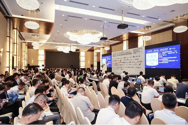 第十四届绿色船舶技术中国2025峰会顺利召开