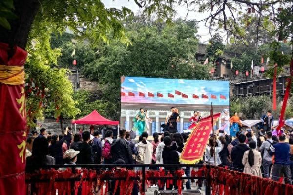 活力足、业态新、文化暖——“双节”期间巩义文旅实力“宠客”