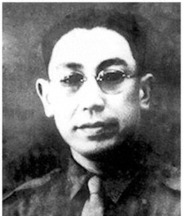 老蒋临死都想不到，最大的卧底不是吴石，而是一直身边陪伴的人!