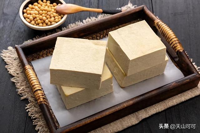 做豆腐的卤水是啥东西（卤水豆腐的卤水是什么进来看看）