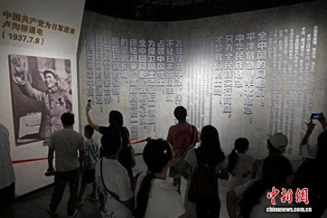 上海四行仓库抗战纪念馆迎参观热