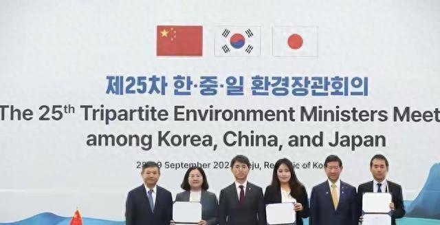 一个月已过，高市措辞变了，中方开始点名，日重量级人物遭制裁