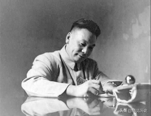 吴石牺牲31年后，蒋经国愤怒得知，解放军政委在他眼皮下潜伏32年