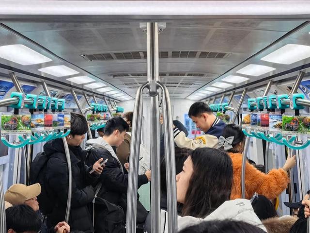 春天来了，日照，乘上了北京的地铁！