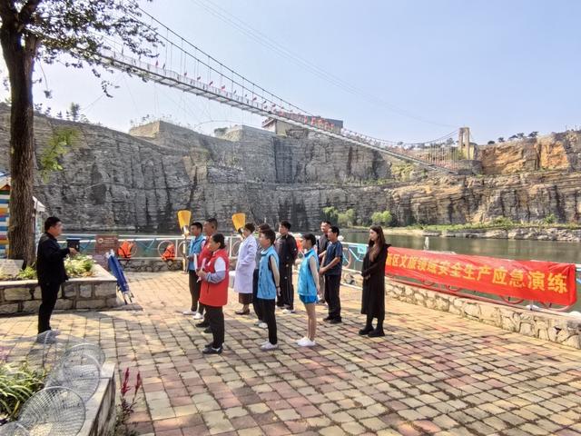 高新区开展节前景区应急演练筑牢安全防护网​